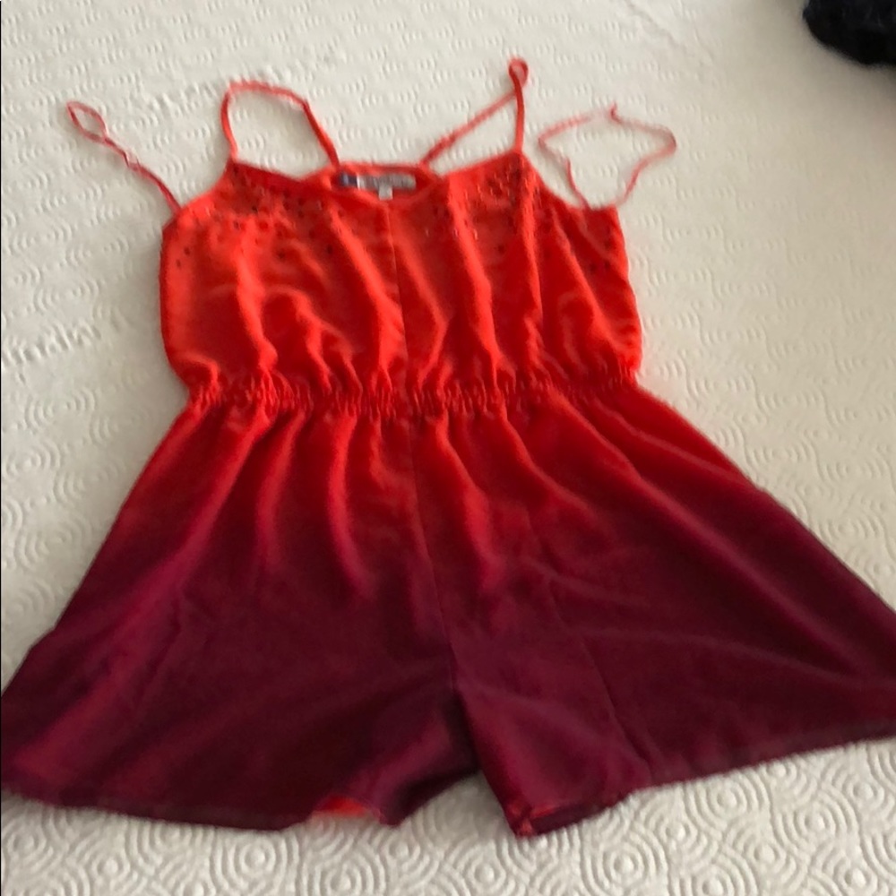 Jennifer Lopez Ombré Romper!